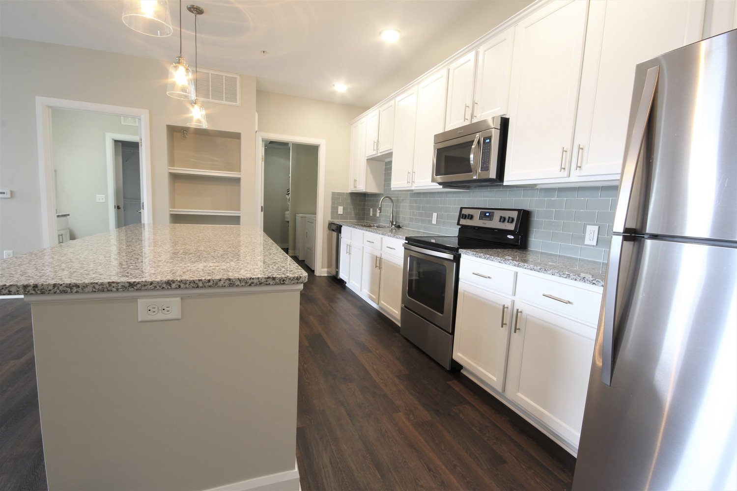 Home Apartments on Edgehill, Columbus, OH Living