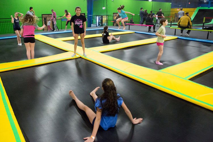 Toddler Play Poughkeepsie, NY Bounce Family Entertainment