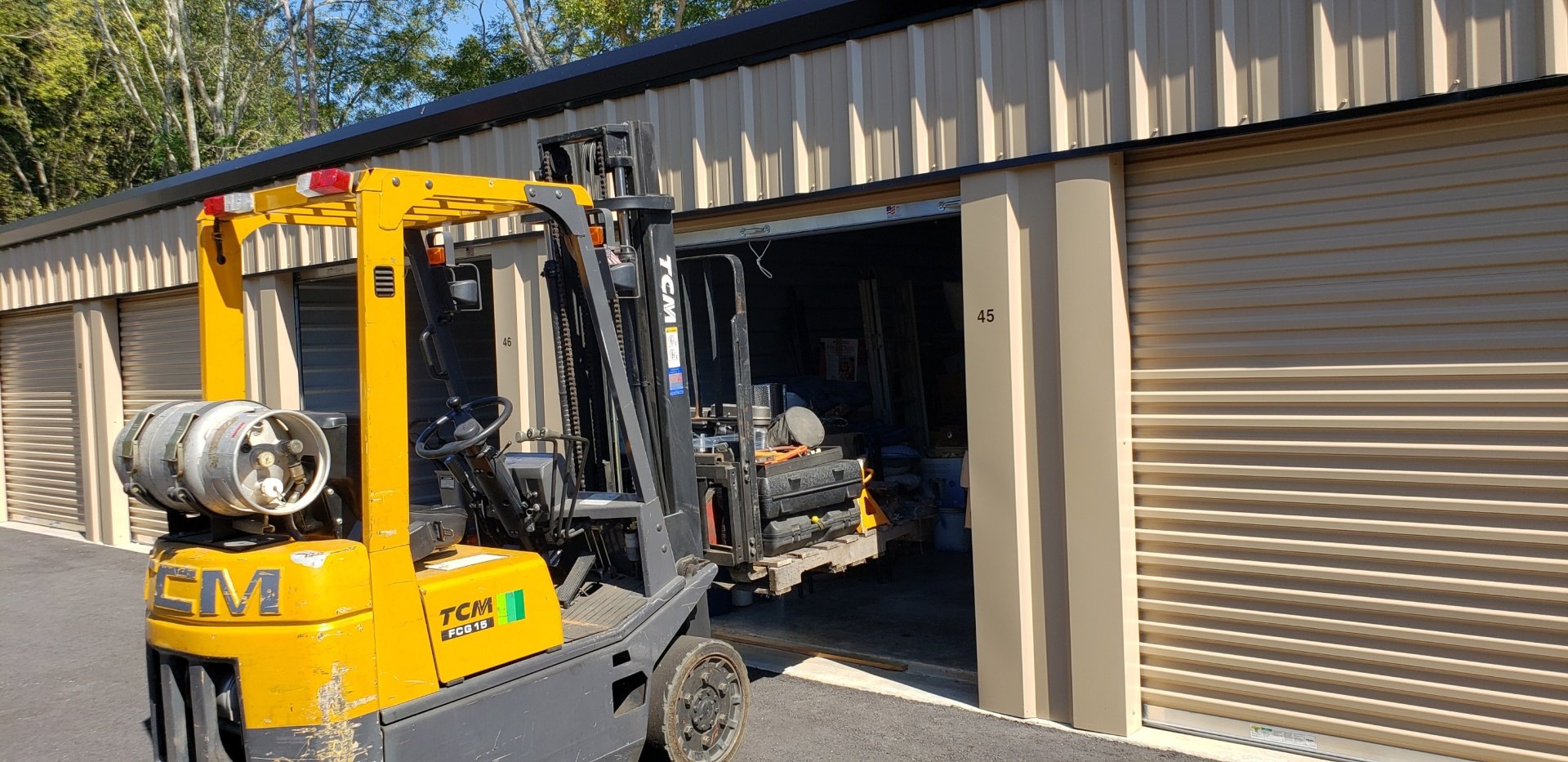 Storage with Forklift Winder | Business & Commercial Storage Units