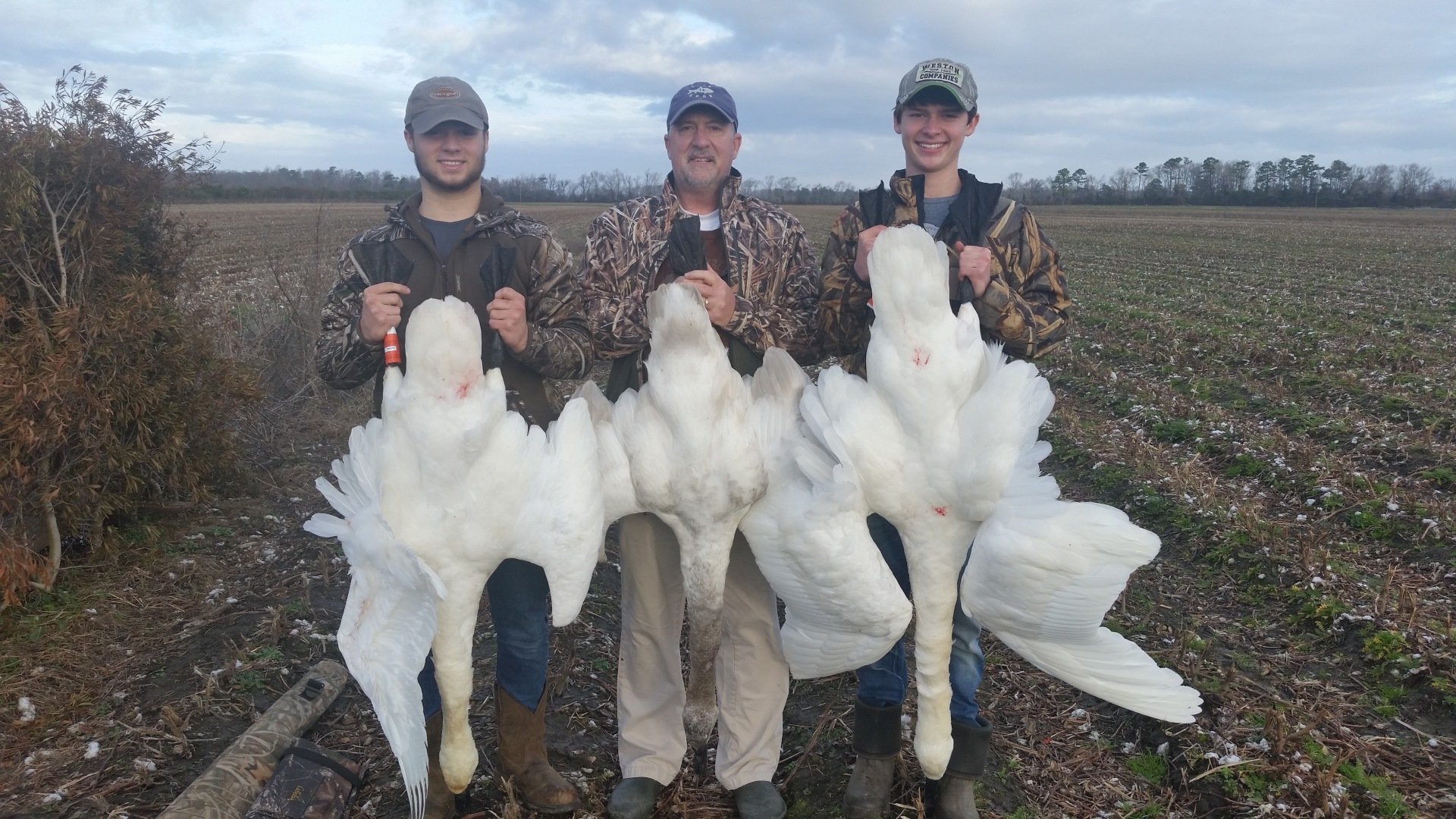 NC duck hunt, North Carolina Duck hunting Guide, Swan Hunting