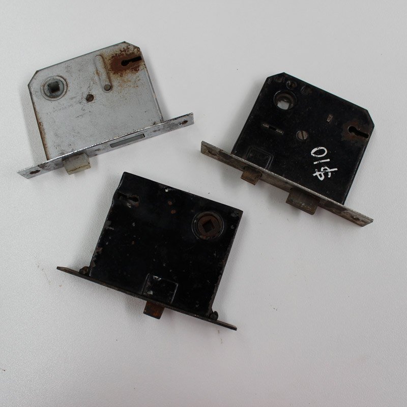 Secondhand Doors & Windows Geelong Restorer’s Barn