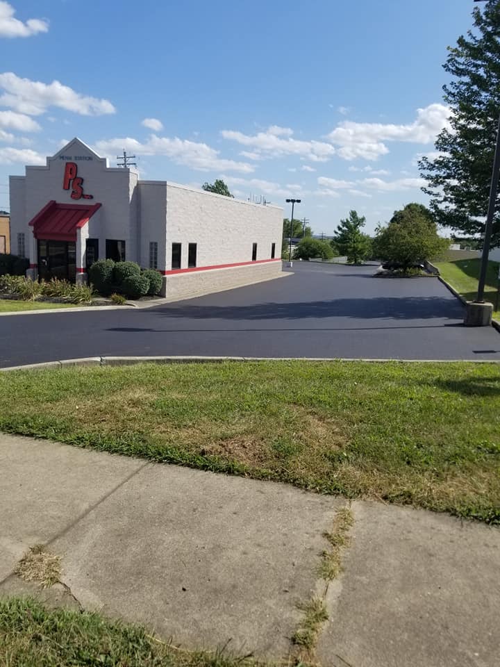 Gallery l West Manchester, OH l Back 2 Black Asphalt