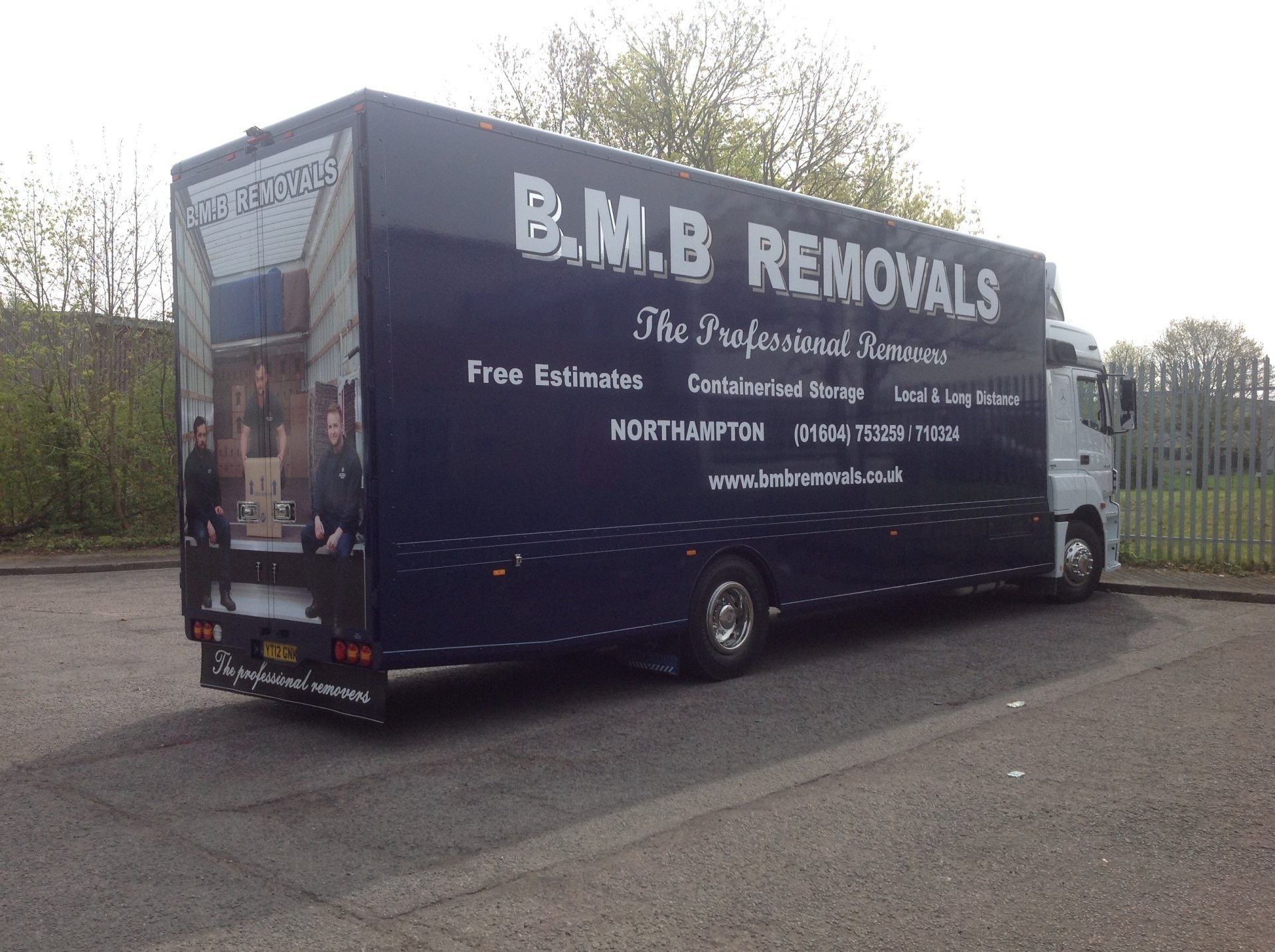 Removal vans and Lorries in Northampton of high quality