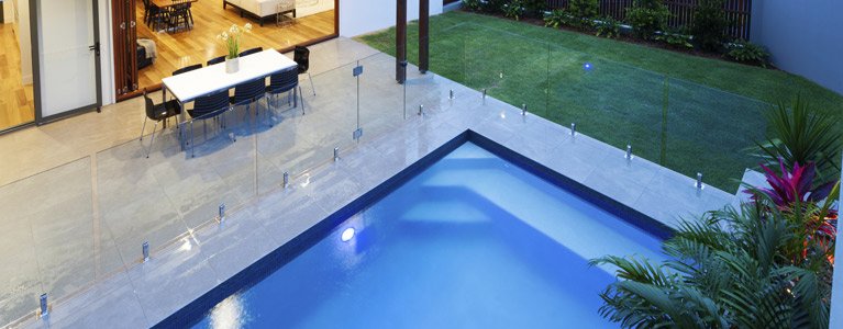 lifesavers-pool-fencing-glass-pool-fencing