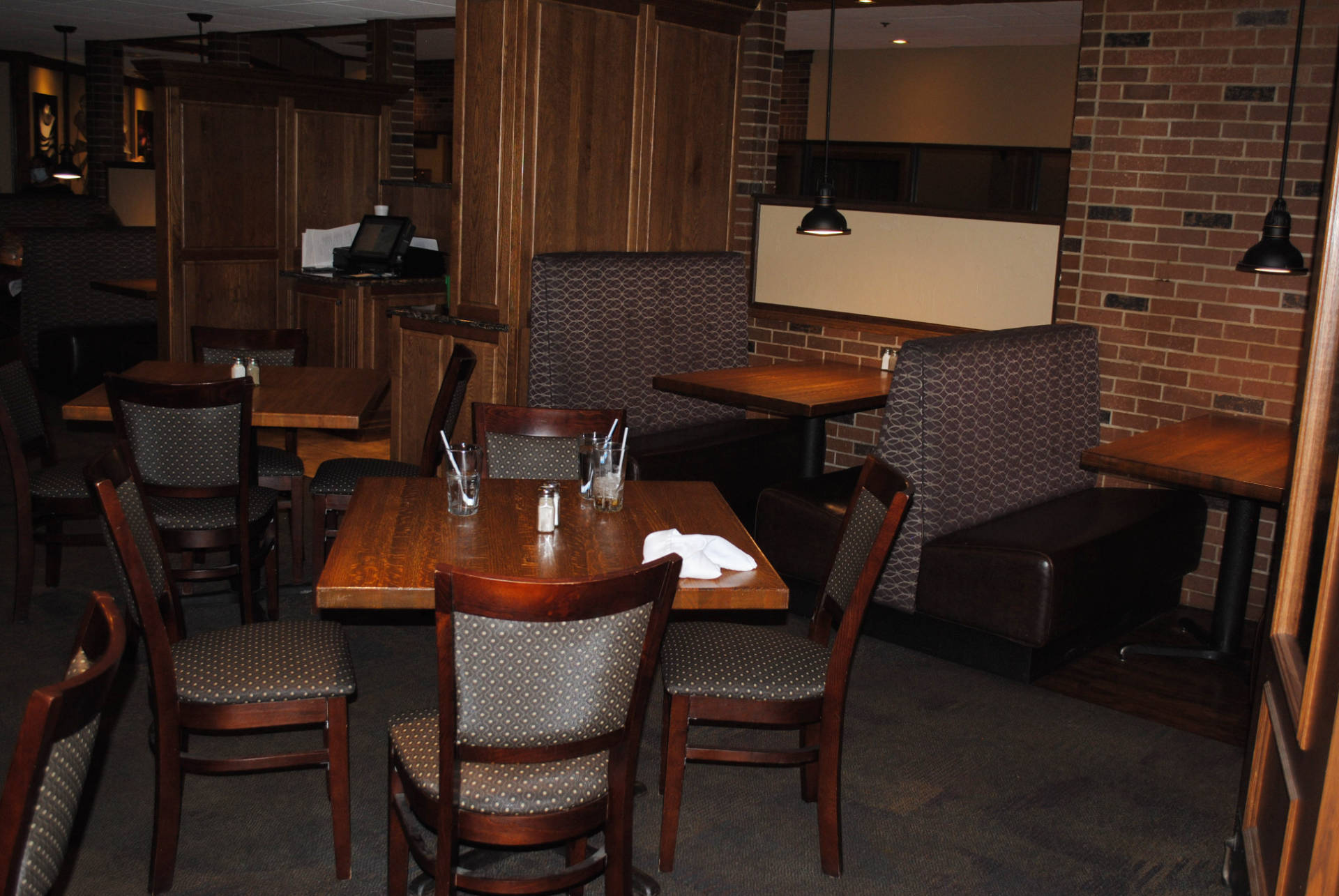 About Us Baron's Steakhouse + Bar Best Restaurant Garden City KS