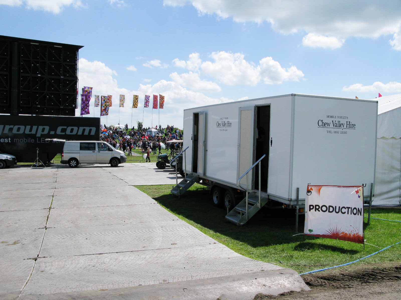 Mobile shower units for hire in and around the Bristol, Bath & Glastonbury