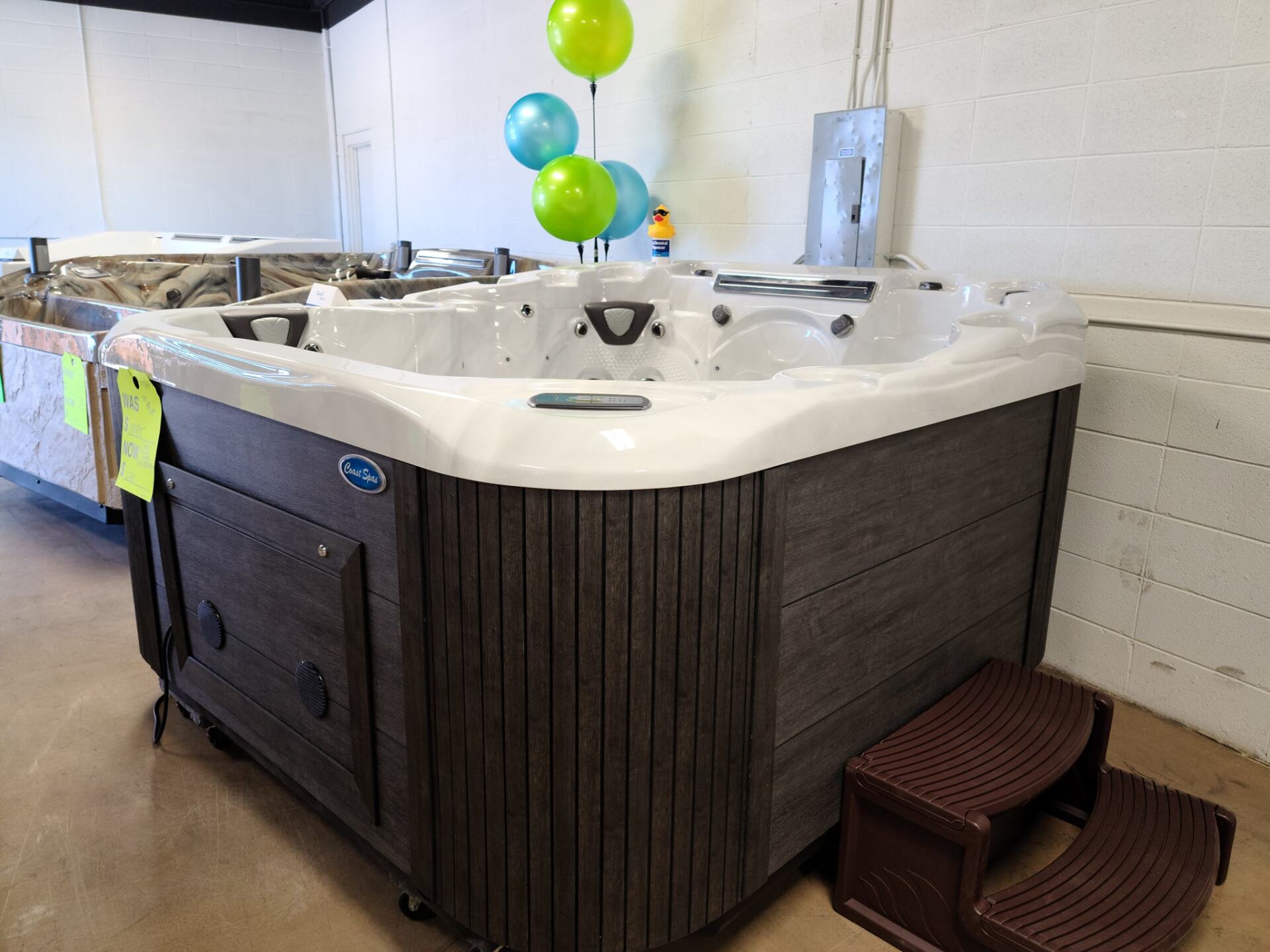 Hot Tub Sales Colorado Springs, CO Clearwater Spas Of Colorado