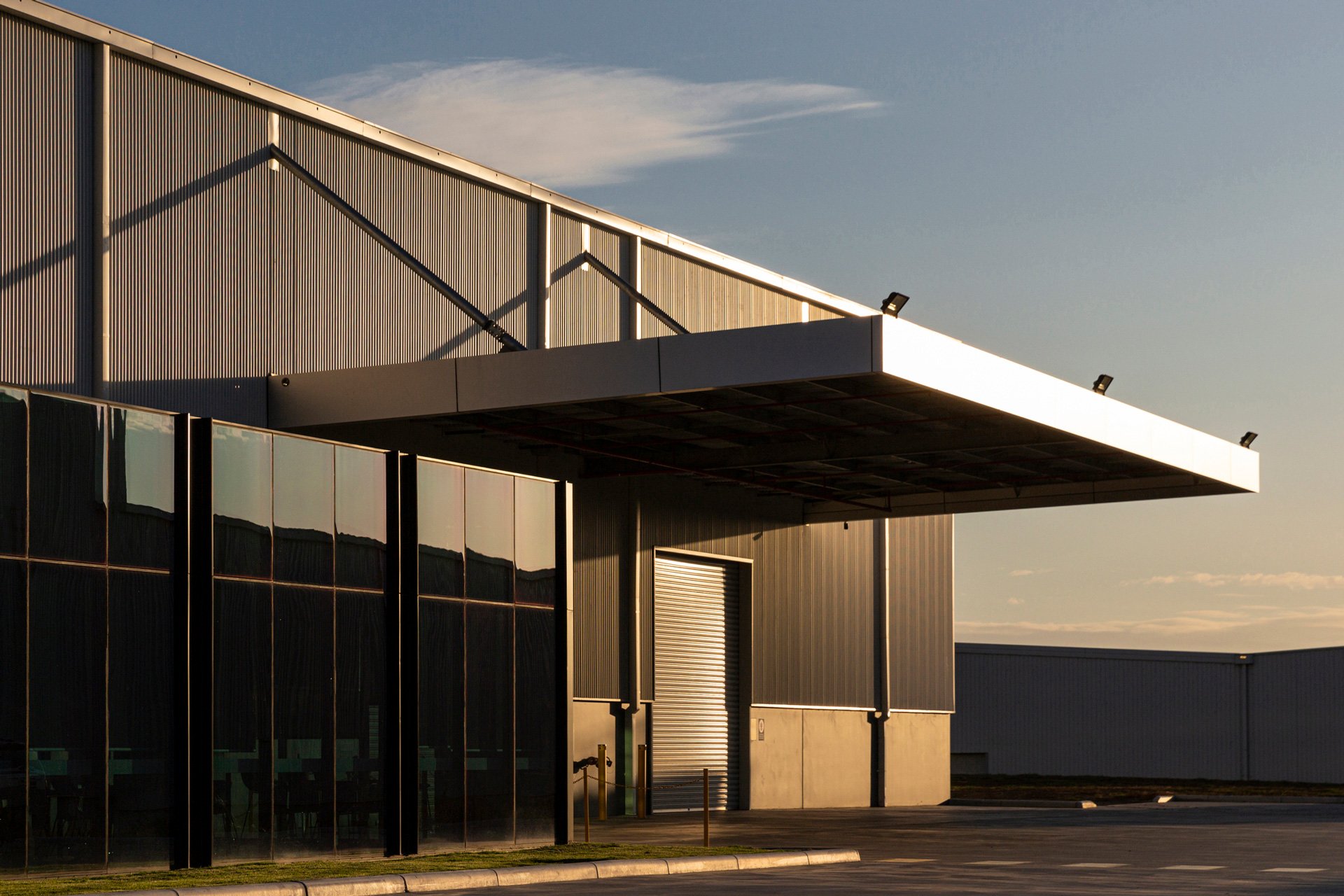 Airport Services Reno, NV Airport Warehousing and Park to Travel