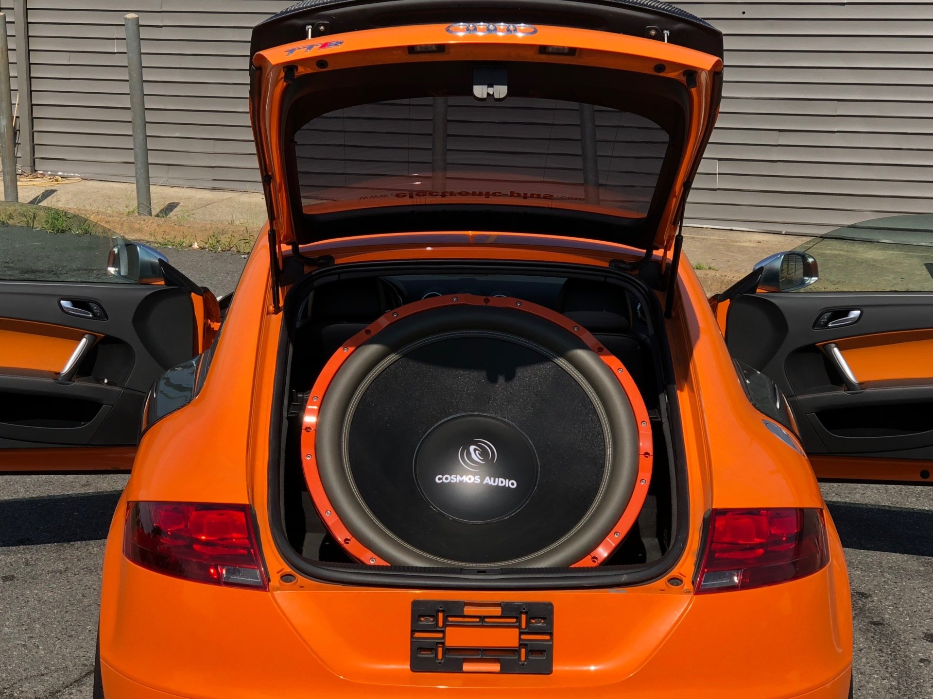 Car speakers and subwoofers that deliver above standards. Cosmos Audio