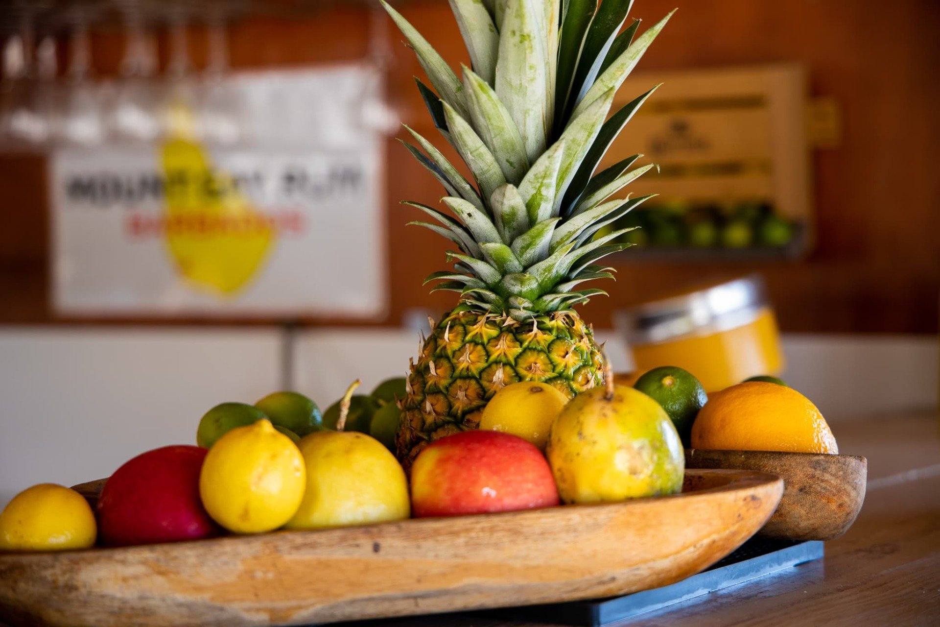 what fruit has vitamin c and d