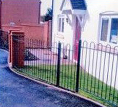 Metal fencing