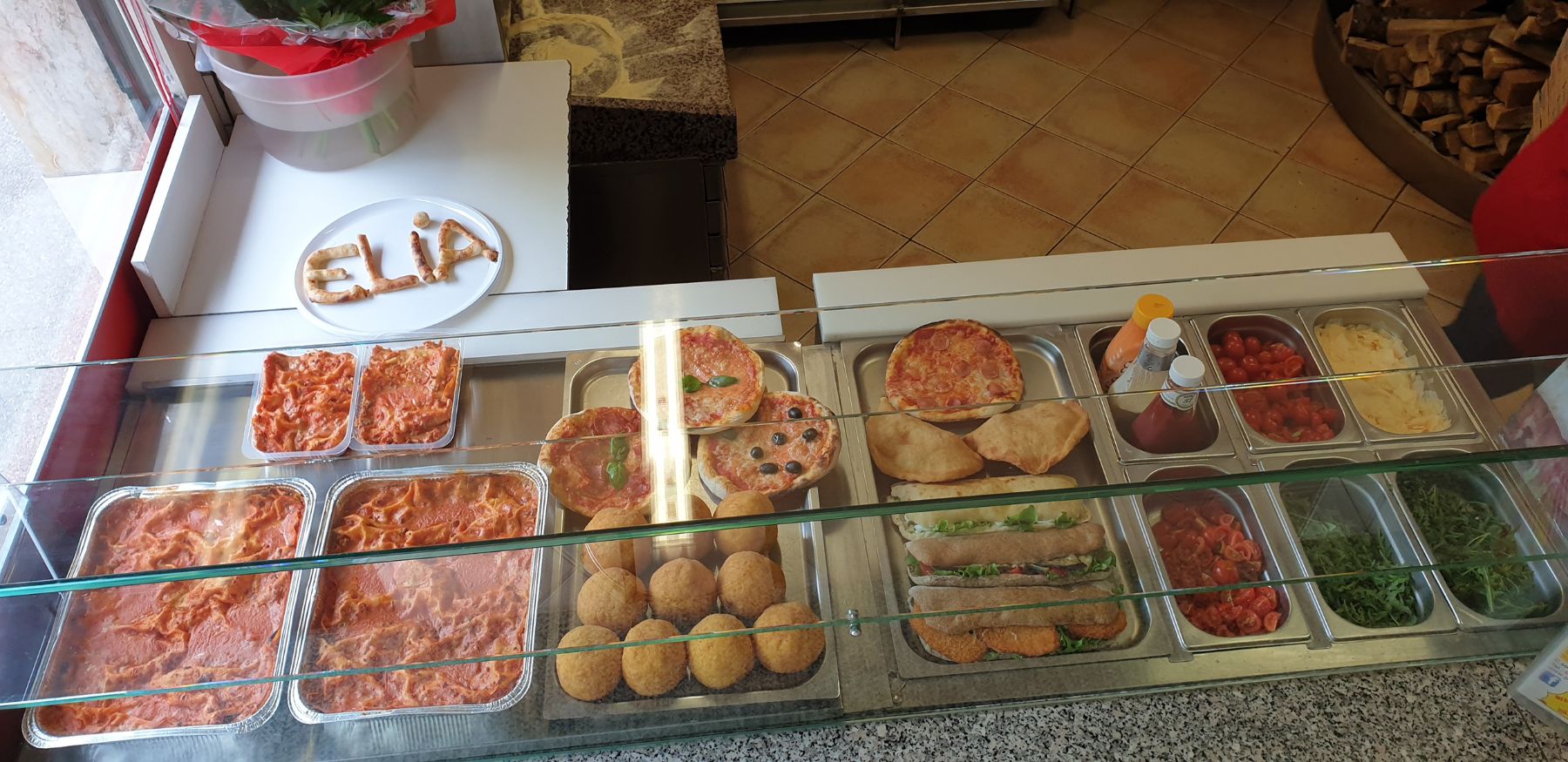 Servizio da asporto Novara, NO Pizzeria Pizza Outlet