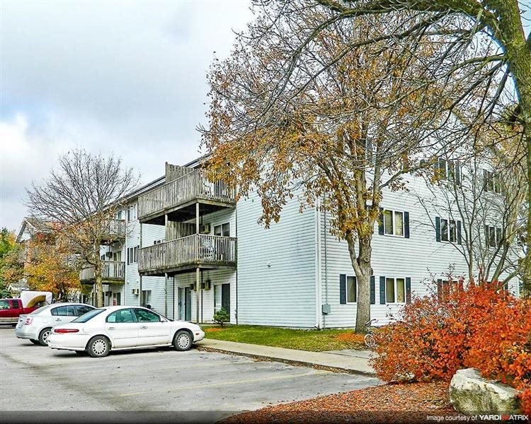 Gallery Oakland Pointe Apartment for Rent in Altoona, IA