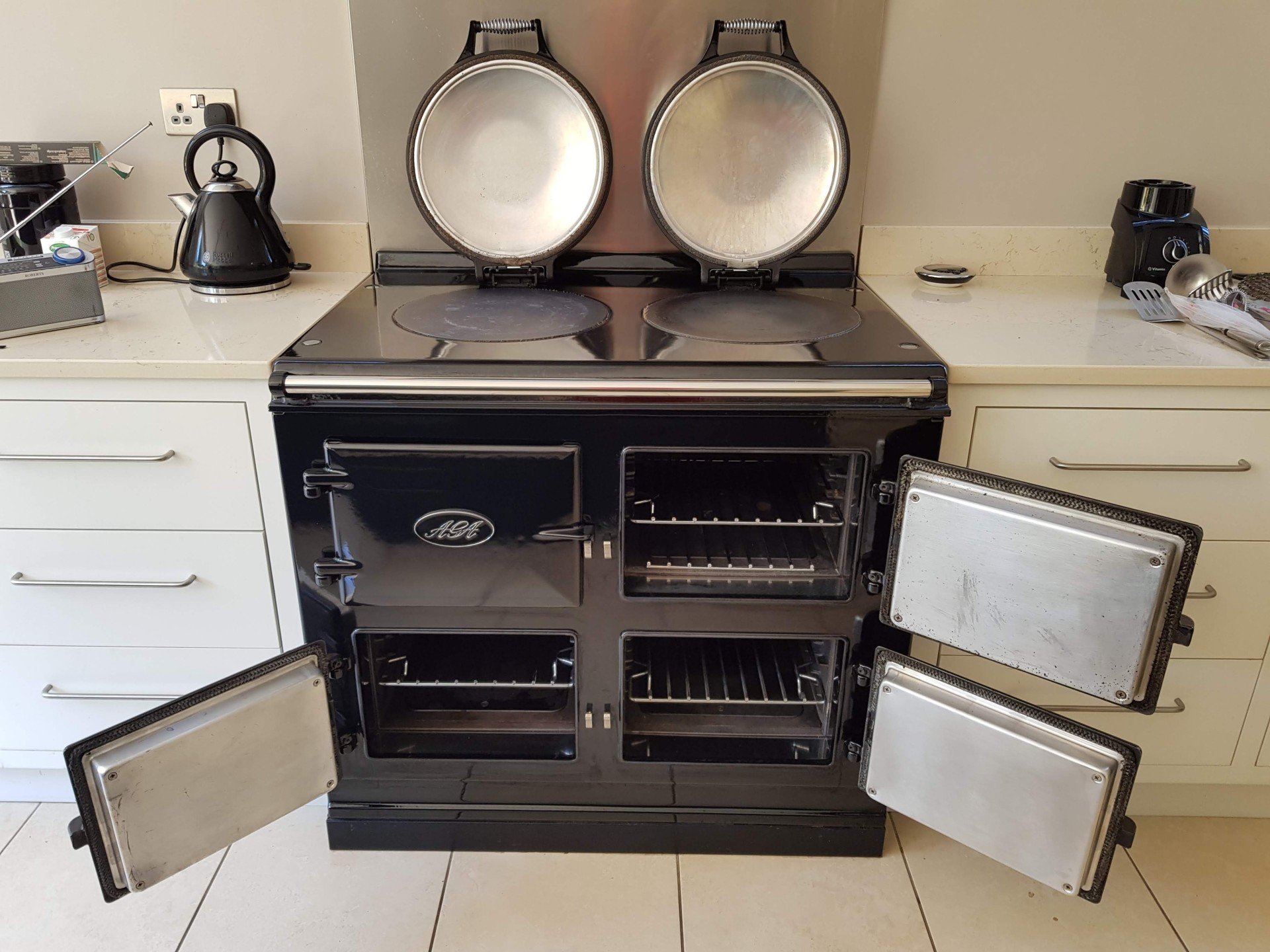 Best Way To Clean An Aga Oven at Nicki Reynoso blog