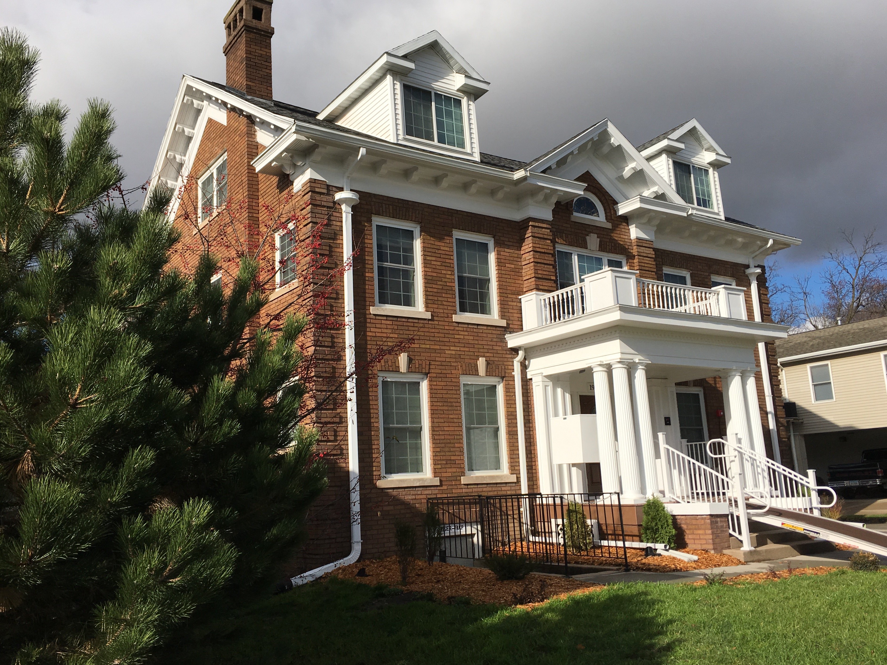 Photo Gallery University Manor Apartments Cedar Falls, IA