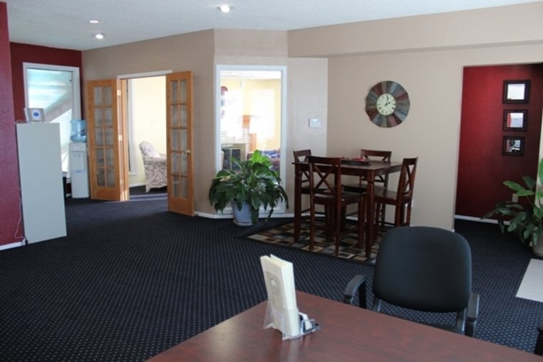 Westgate Village Apartments Photo Gallery Cheyenne, WY Apartment Pictures