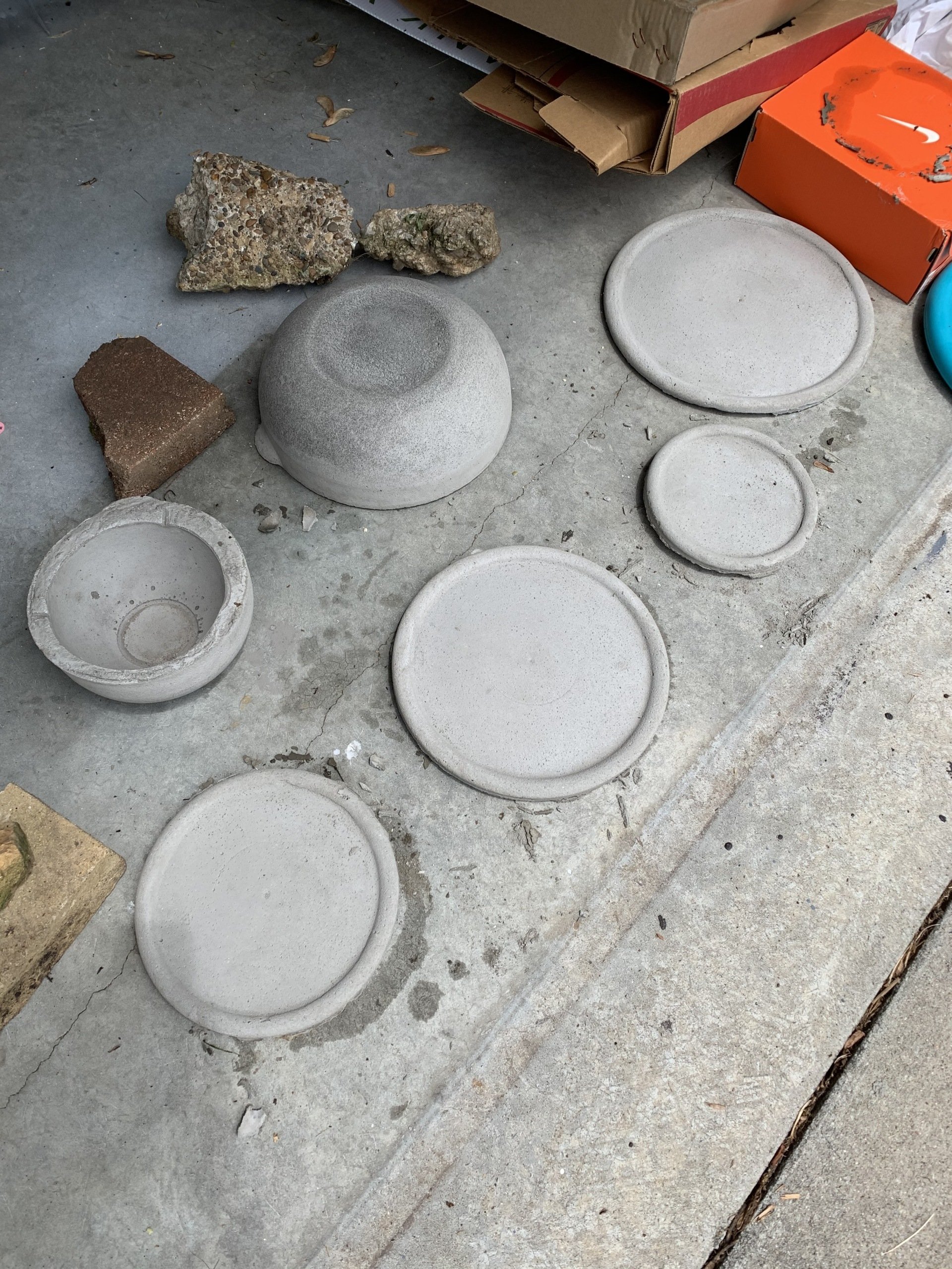 DIY Concrete Bowls and Trays