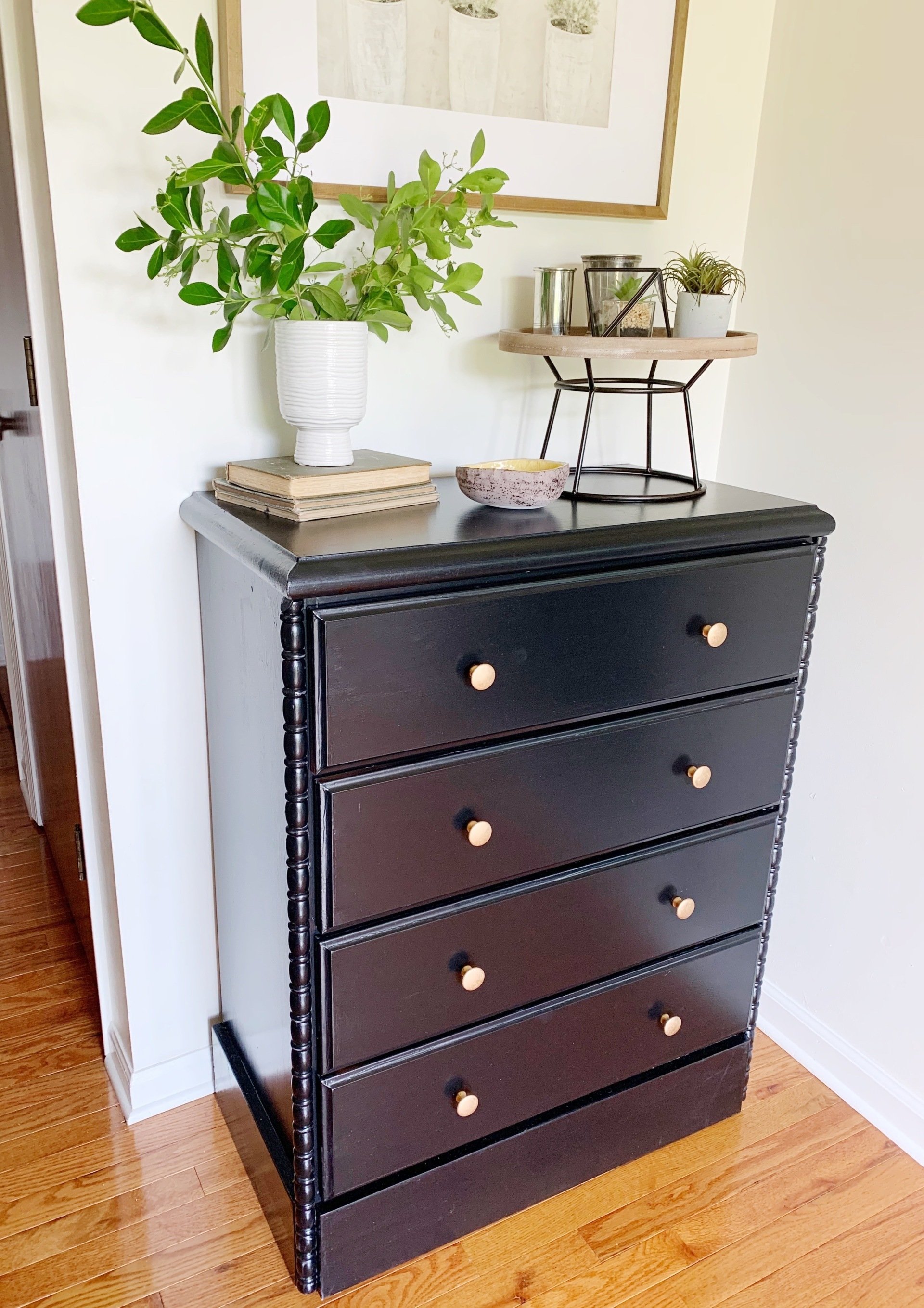 Jenny Lind Dresser Makeover
