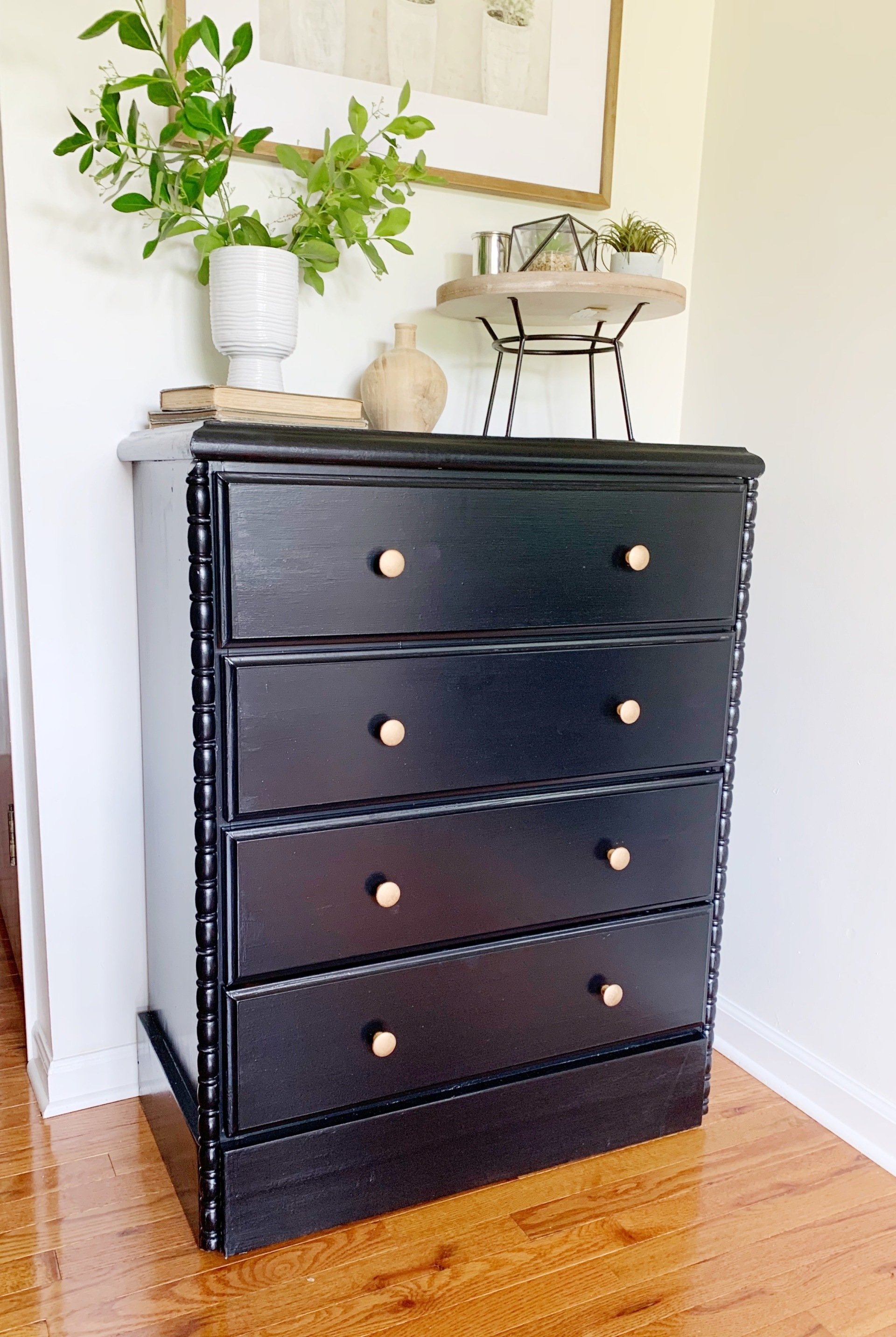 Jenny Lind Dresser Makeover