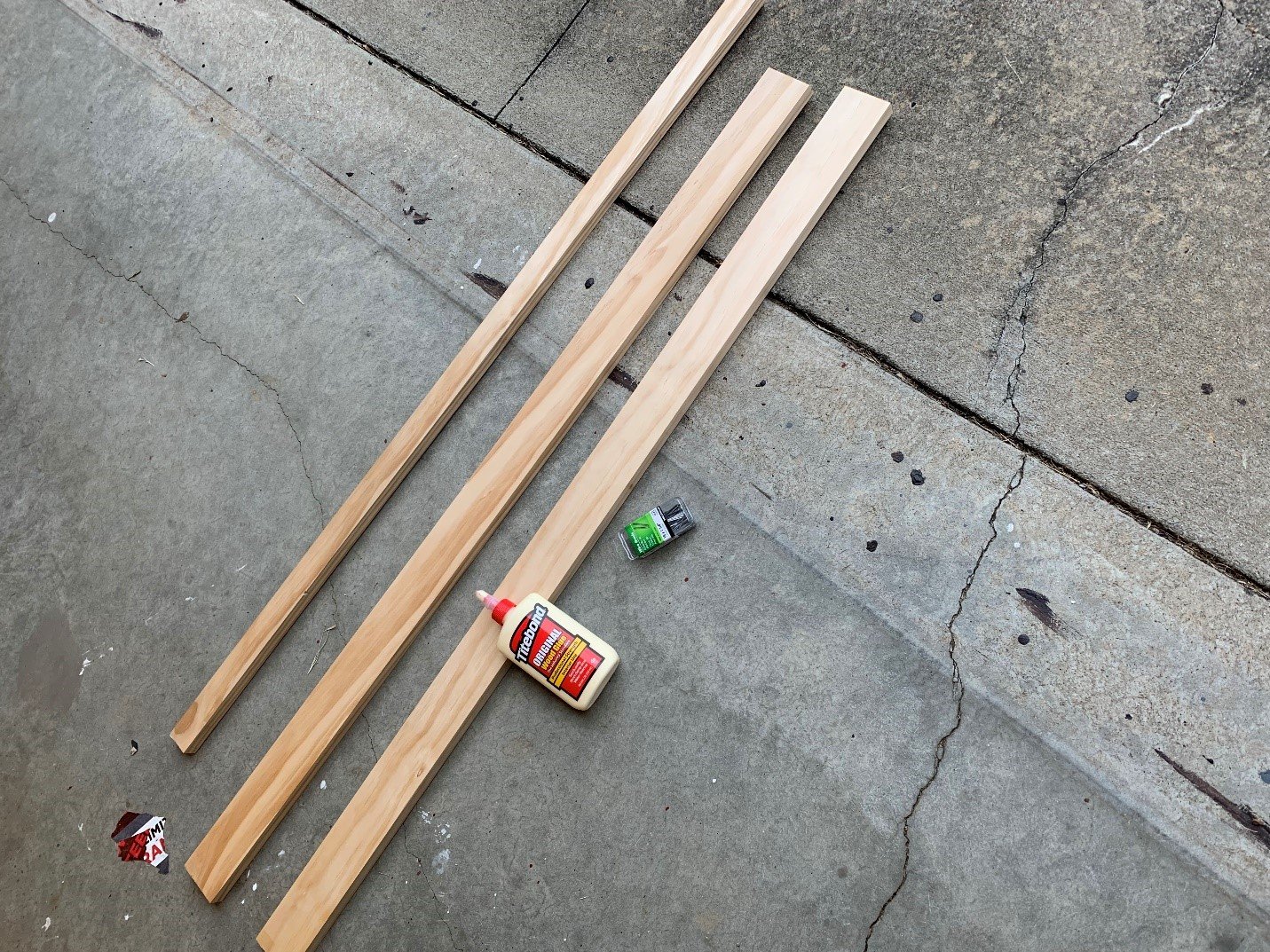 DIY Easy Build Ledge Shelf