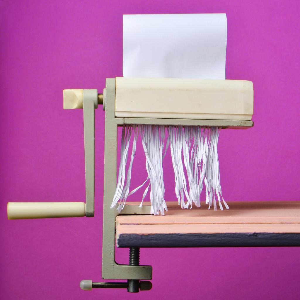 Pros and Cons of Onsite Shredding Services