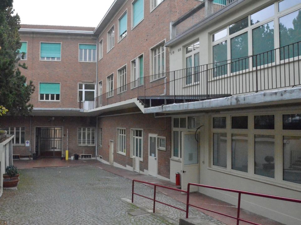 Scuole superiori paritarie Asti Liceo Ugo Foscolo Scuole superiori paritarie Asti Liceo Ugo Foscolo