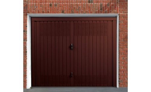 Porte per garage cuneo unika serramenti di chiabrando p. Portoni in legno per garage