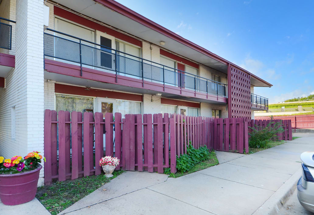 Crestpark Apartments Pro ResidentialPro Residential