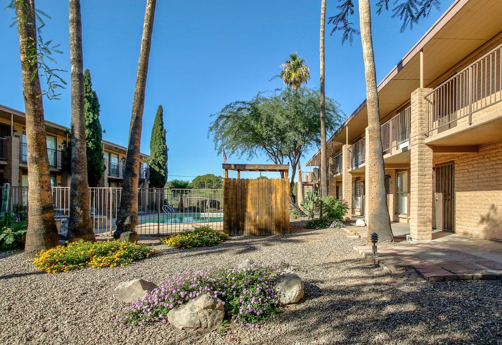 VISTA HERMOSA APARTMENTS Pro ResidentialPro Residential