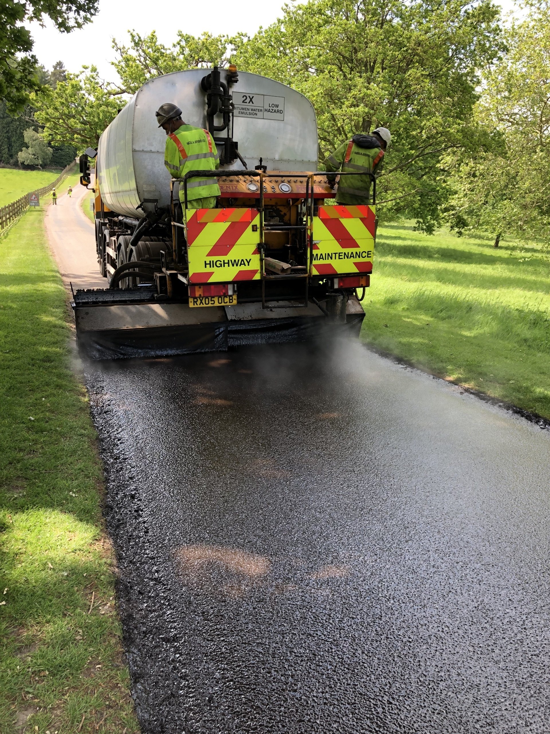 surface-dressing-contractors-in-oxford-hazell-jefferies-ltd