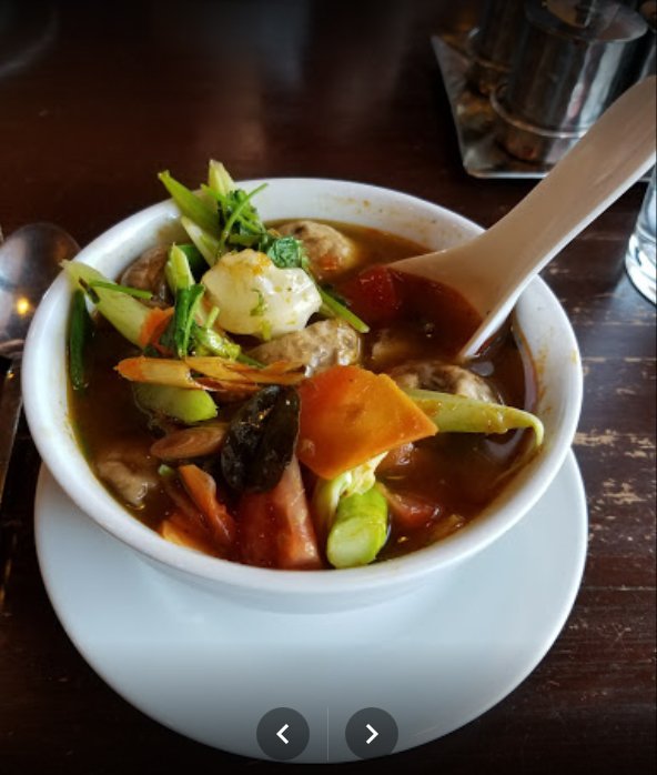 Thai Basil Restaurant Cook Thai Food