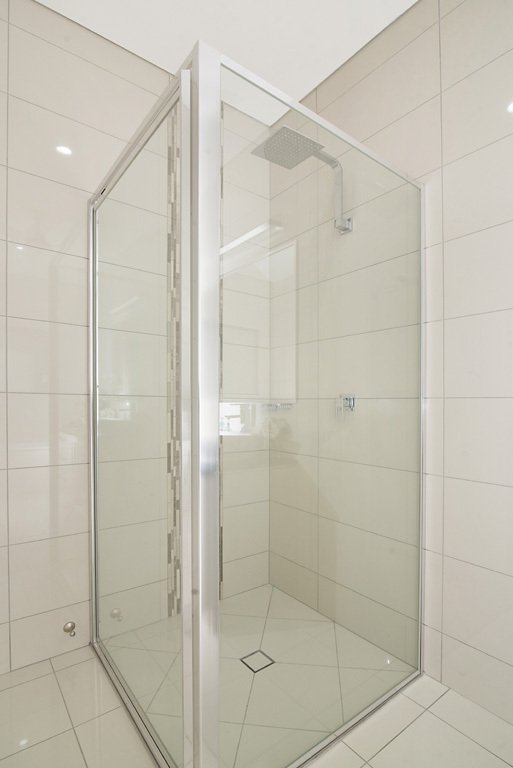 Gallery Precision Shower Screens & Wardrobes