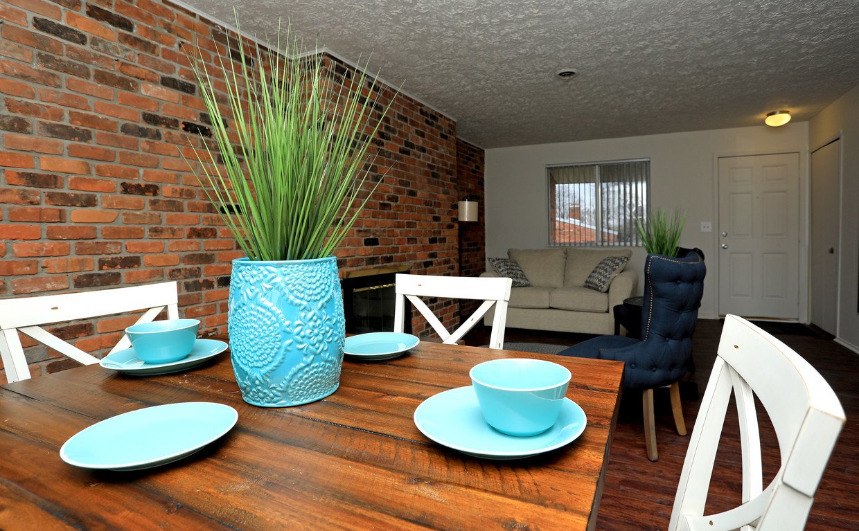 The Grange Oaks The Grange Oaks Apartments Holly, MI