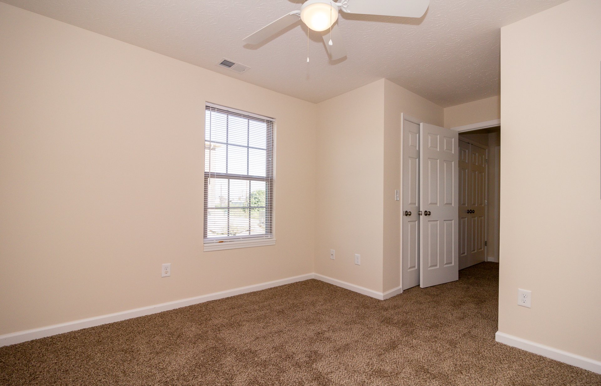 Frontier Crossing W&R Rentals, LLC