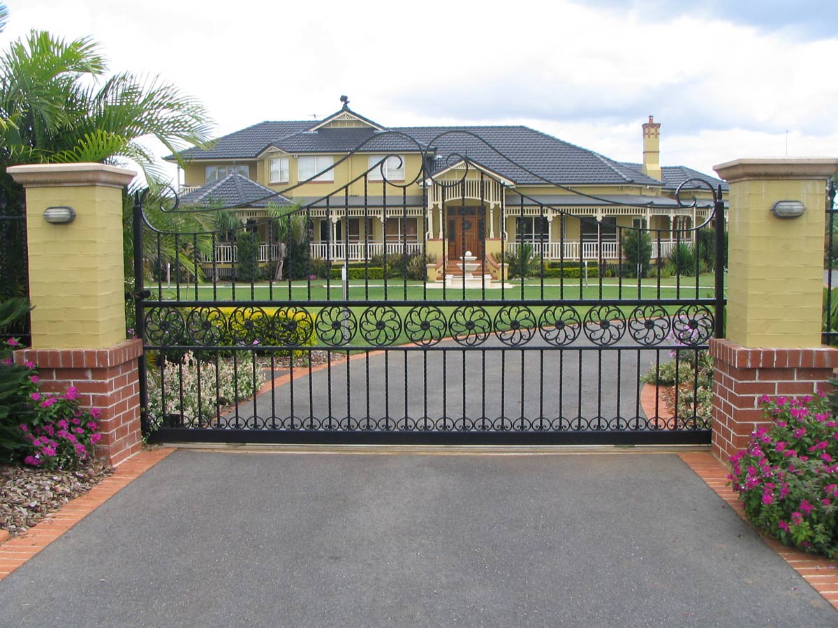 Automatic Gates in Brisbane Automatic Gates & Parking Solutions