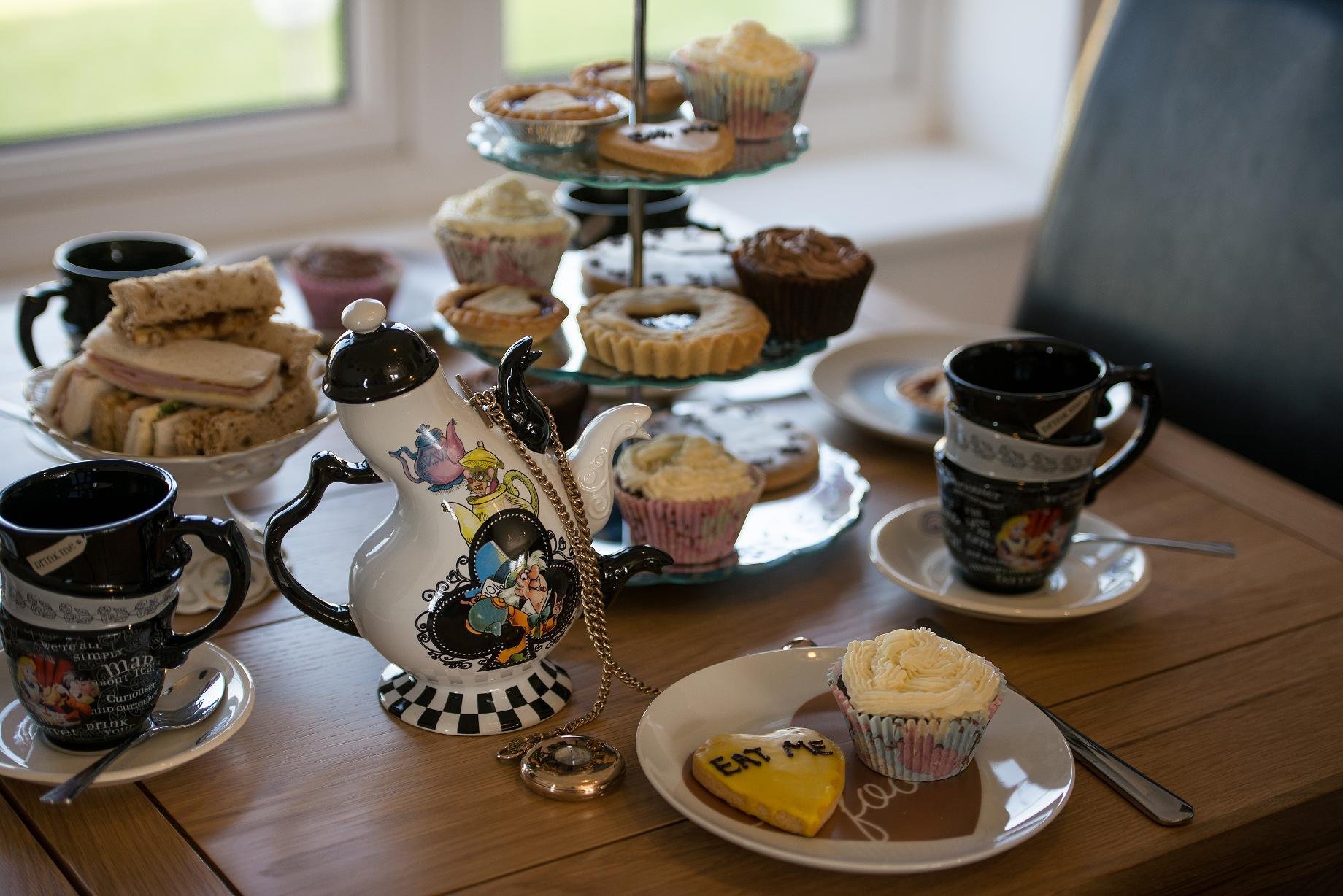 Catering Oxfordshire, Afternoon Tea Party Delivered, Oxfordshire