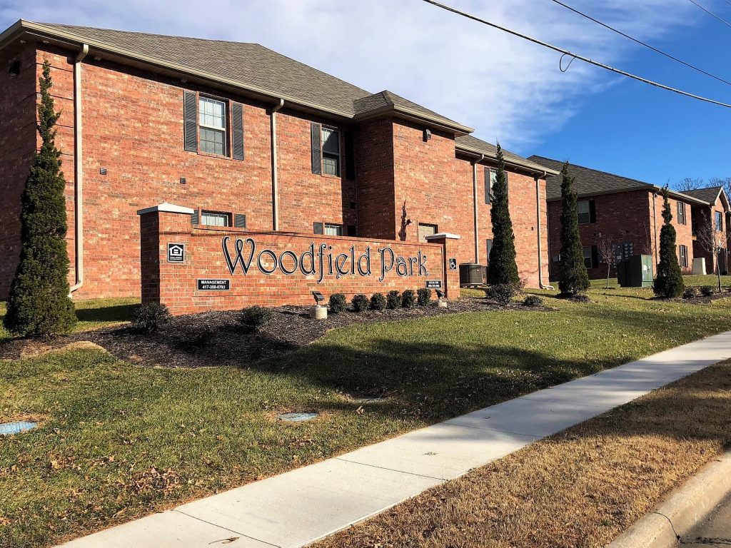 Woodfield Park Apartments Hallmark Management Inc.
