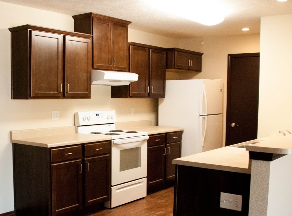 Woodfield Park Apartments Hallmark Management Inc.