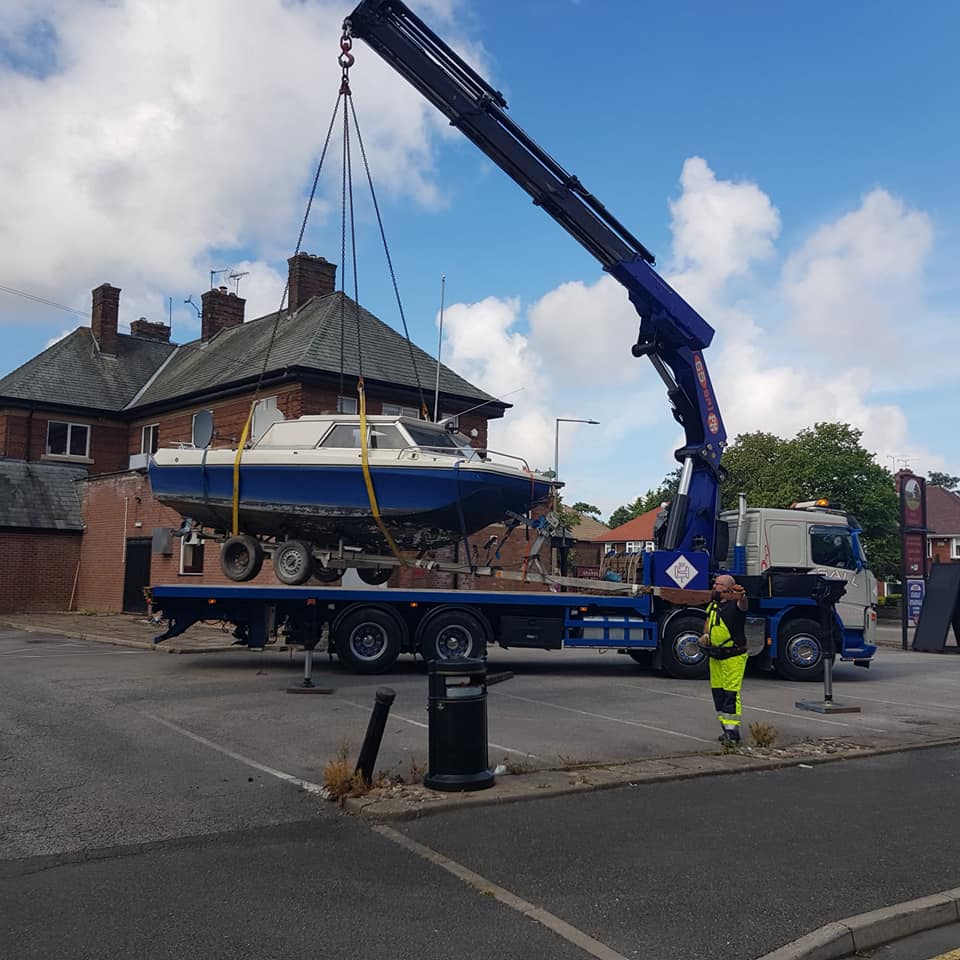 Affordable HIAB crane hire in Ellesmere Port