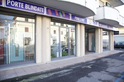 master porte blindate piacenza L'operazione di apertura delle porte blindate a piacenza avviene utilizzando delle tecniche non invasive, sbloccando la porta che ritorna apribile, evitando di rovinare la struttura in legno o di rompere la serratura. master porte blindate piacenza L'operazione di apertura delle porte blindate a piacenza avviene utilizzando delle tecniche non invasive, sbloccando la porta che ritorna apribile, evitando di rovinare la struttura in legno o di rompere la serratura.