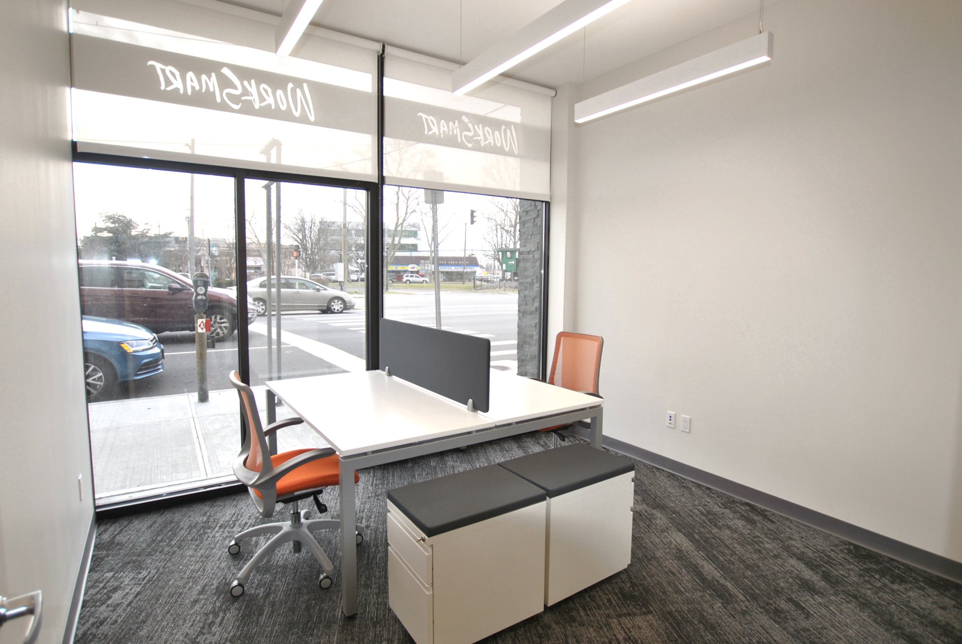 Modern Private Office Suites & Conference Room in Hicksville, NY