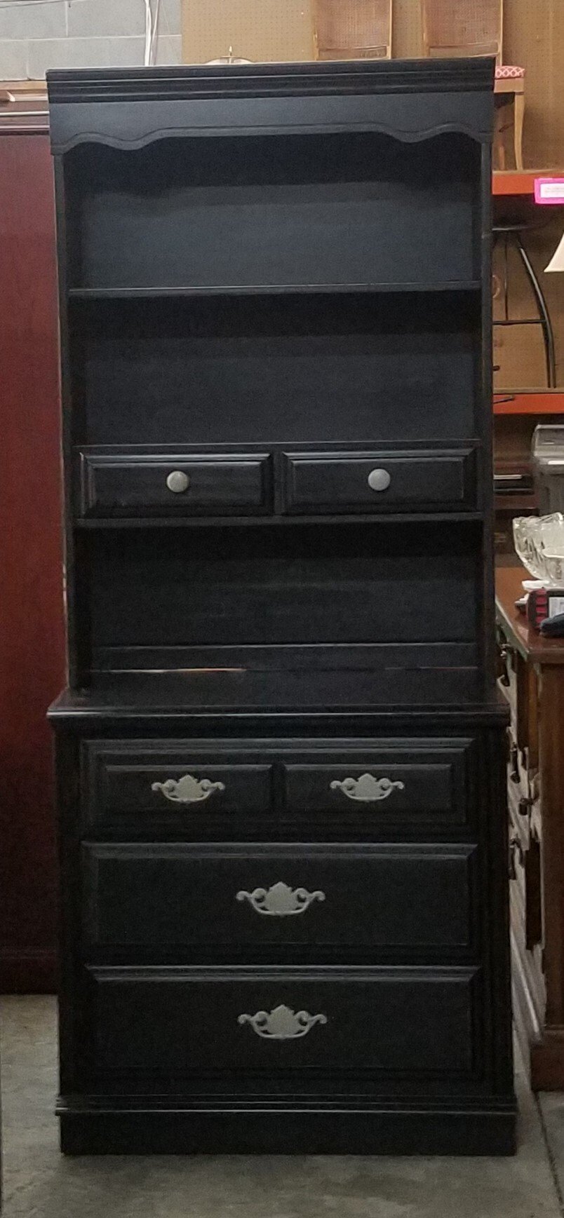 New & Nearly New Thrift Shop Used Furniture & Appliances in