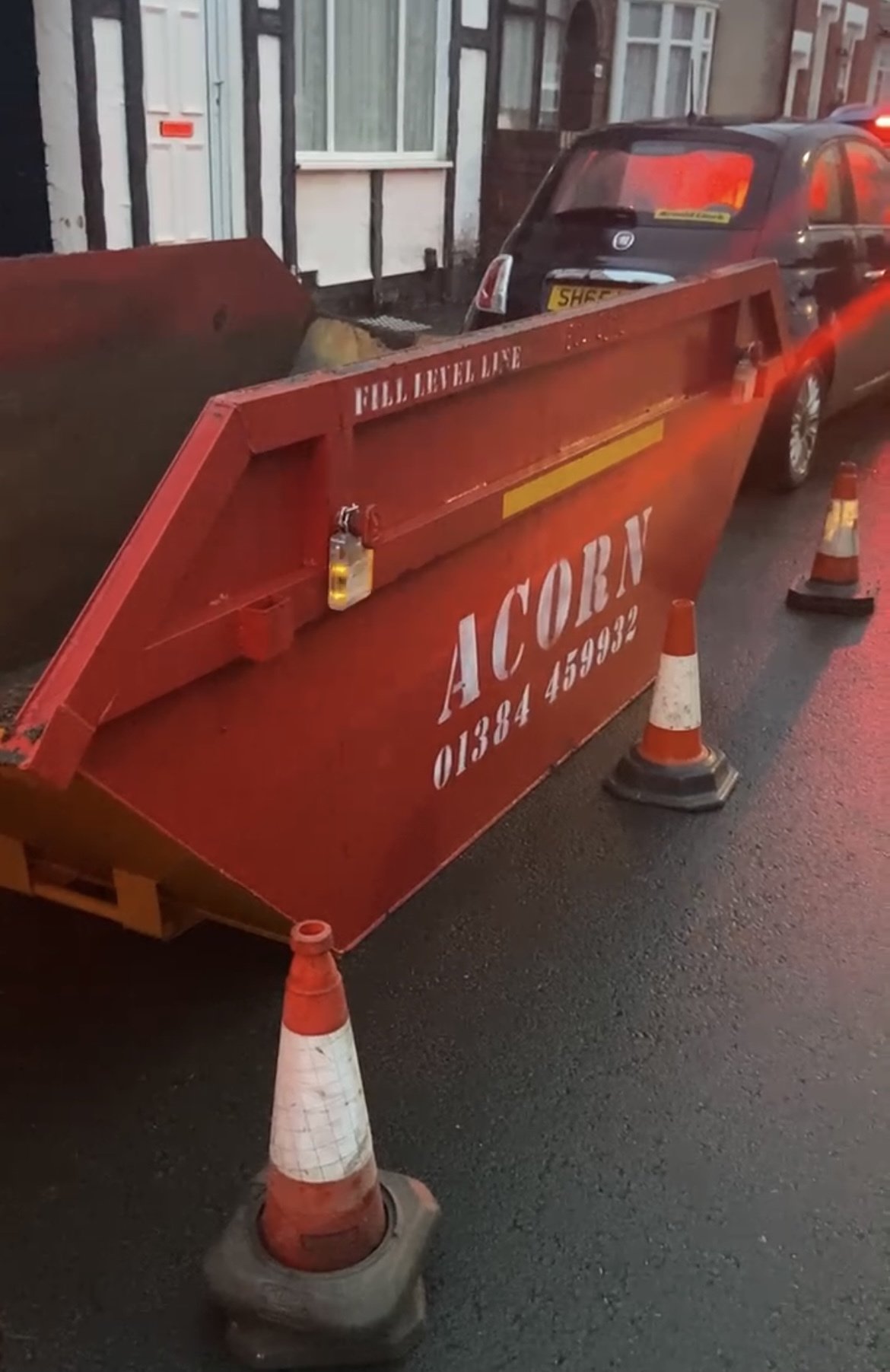 Skip Hire Dudley Acorn Skip Hire