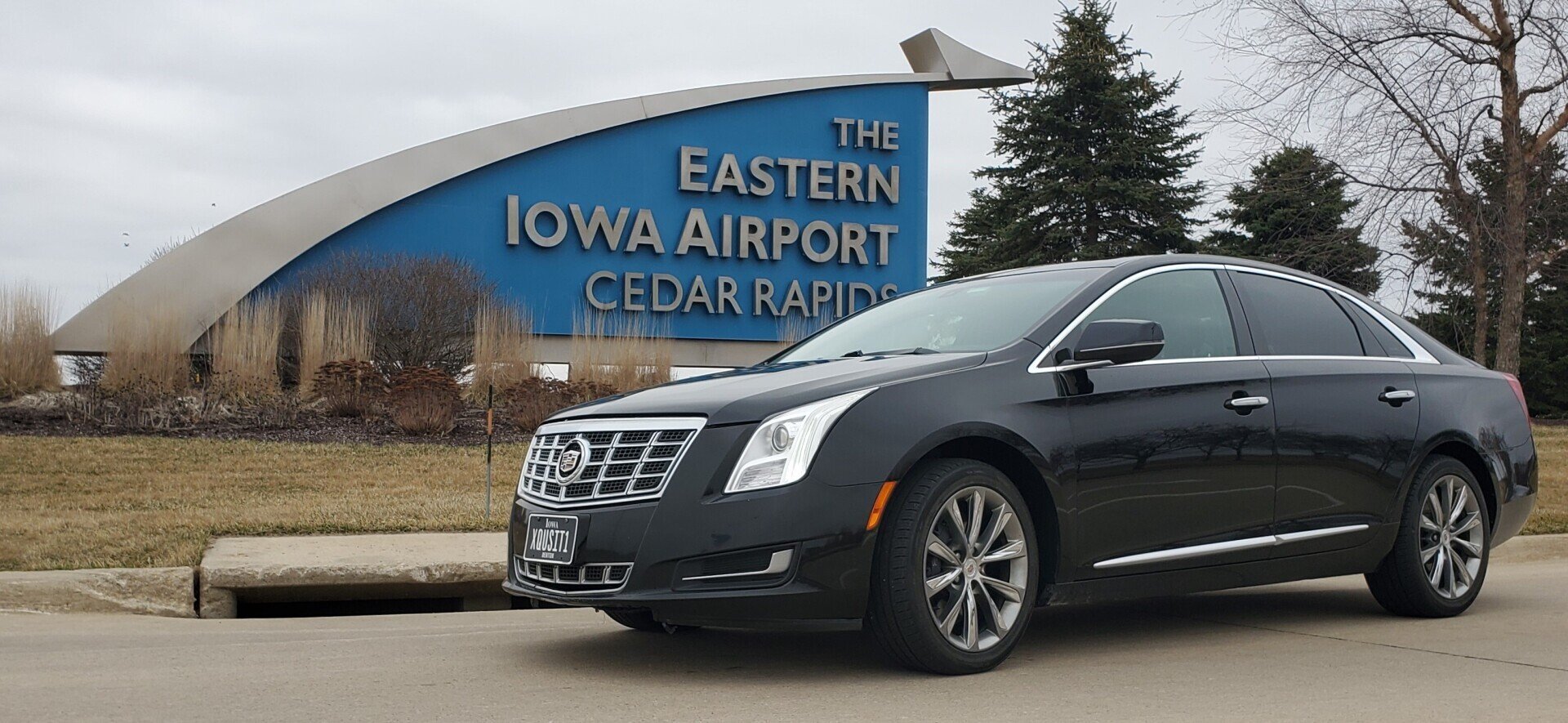 Cedar Rapids Airport Limo Service CID Airport Limos