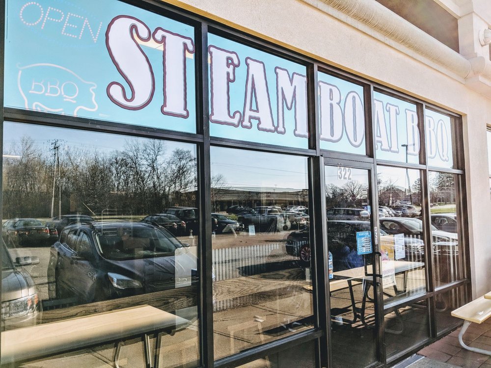 Pulled Pork Sandwiches Wheaton, IL Steamboat BBQ