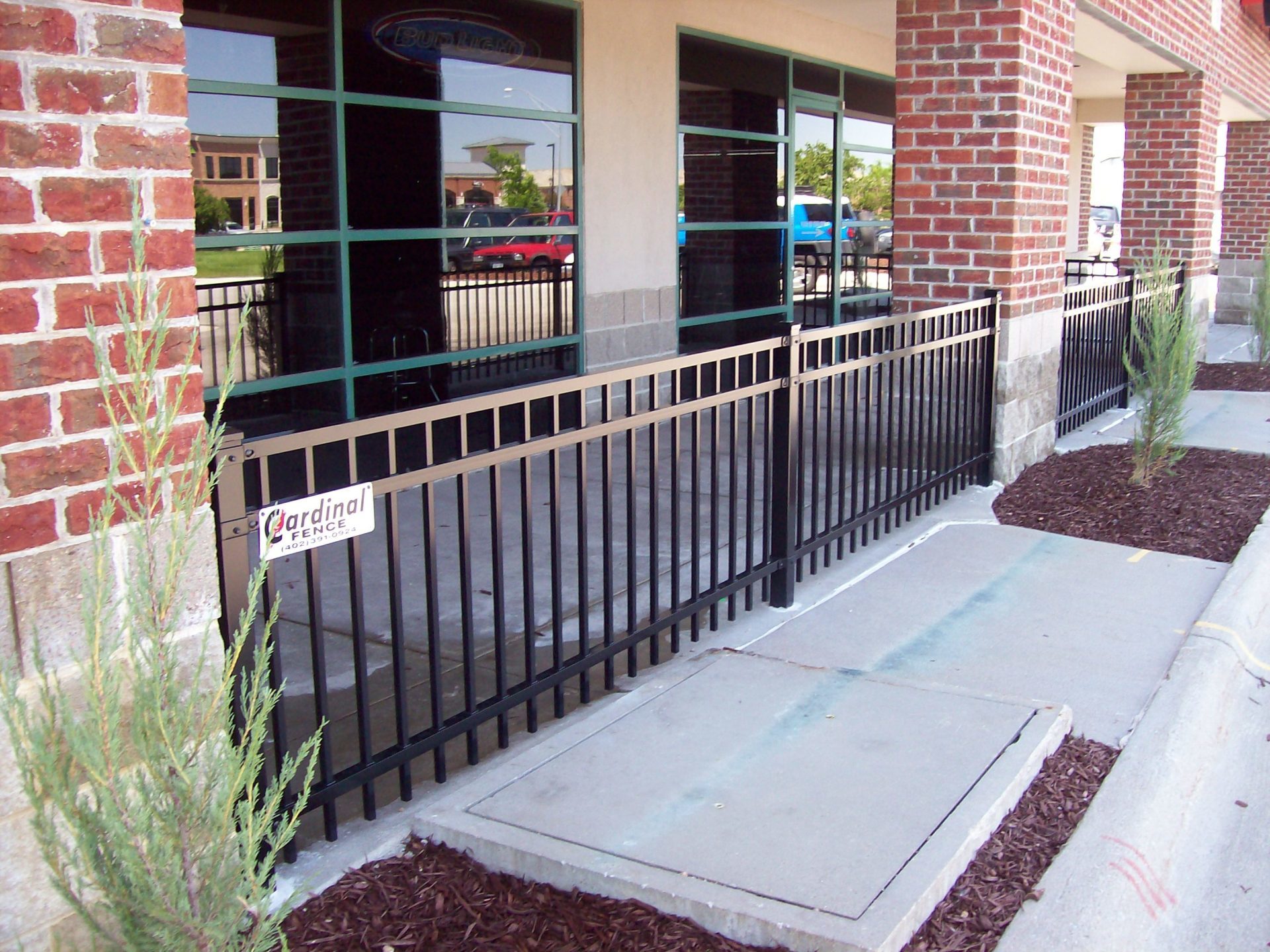 Custom Fences Omaha, NE Cardinal Fence Company