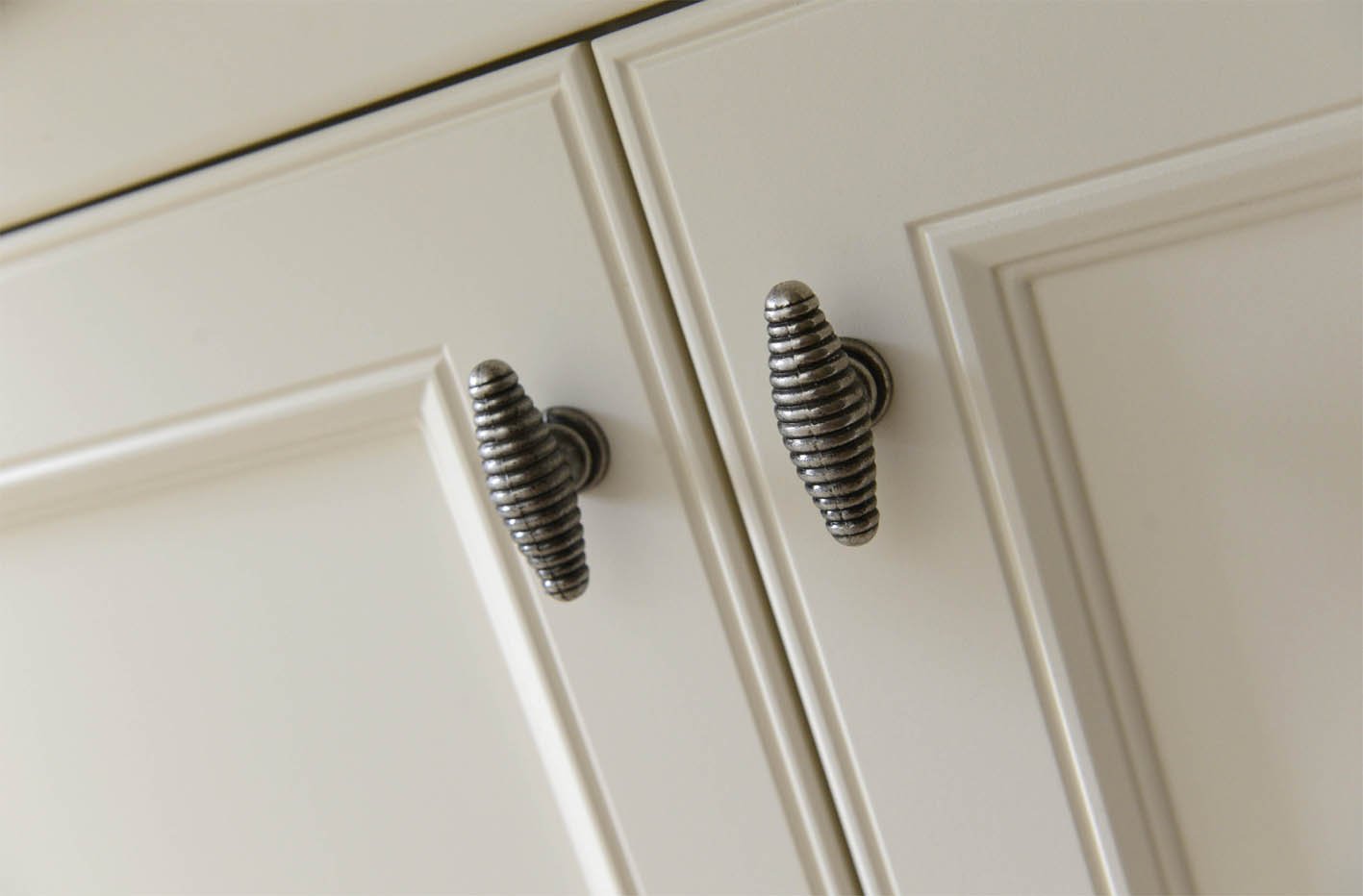 Choosing kitchen handles