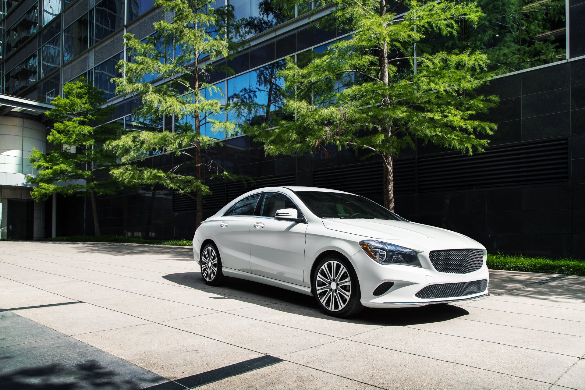 Tinting Center Gardendale, AL Unique Films Tint & Detail Center