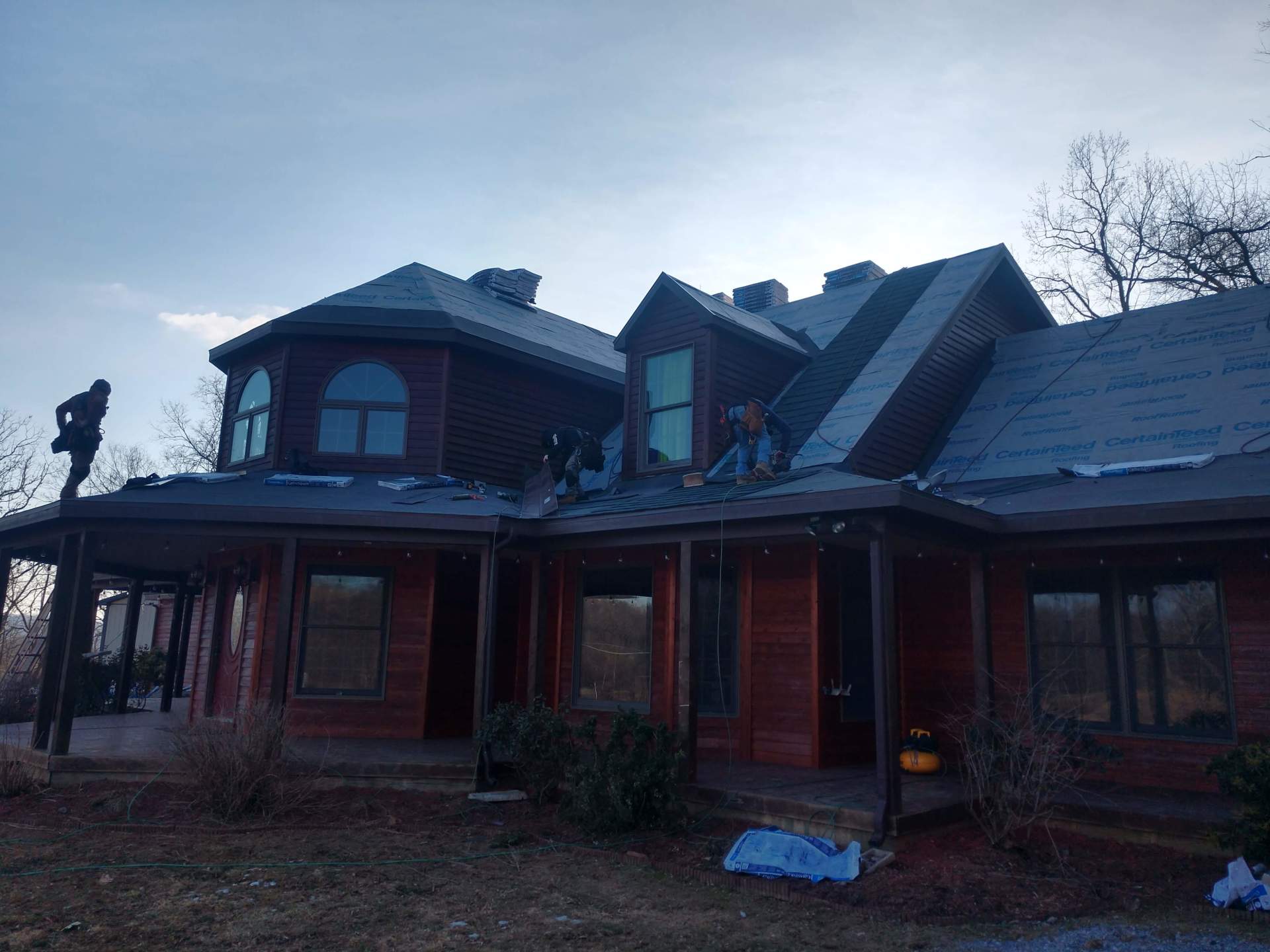 Look Family Exteriors, LLC Martinsburg WV Roofing