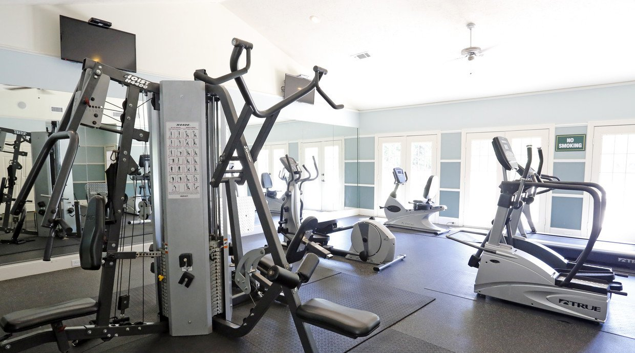 Interior and Exterior Photos of PROSPER Jackson Apartments in Jackson, MS